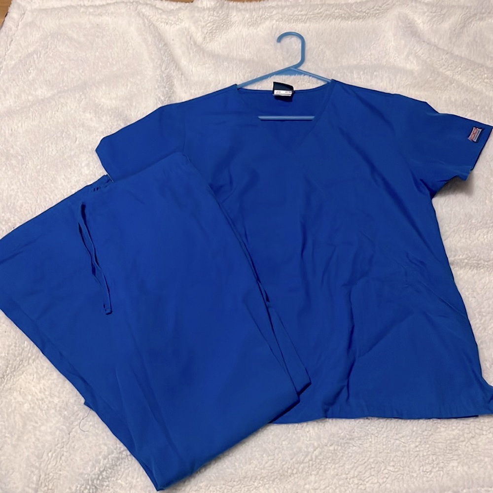 Cherokee Workwear Scrub set